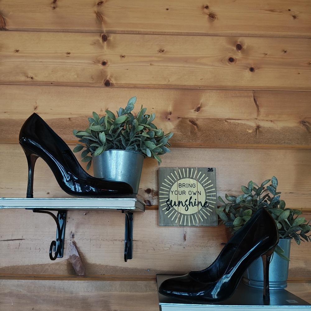 B Brian Atwood Black Patent Leather Pumps‎ Stiletto High Heel Italy Sz 7.5/38.5